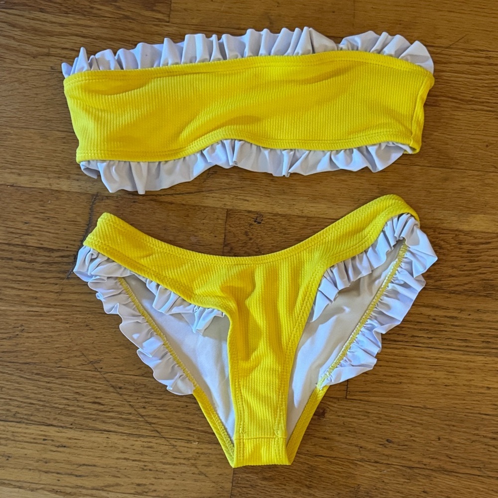 Strapless Ruffle Bandeau Bikini Set - Picture 5 of 7